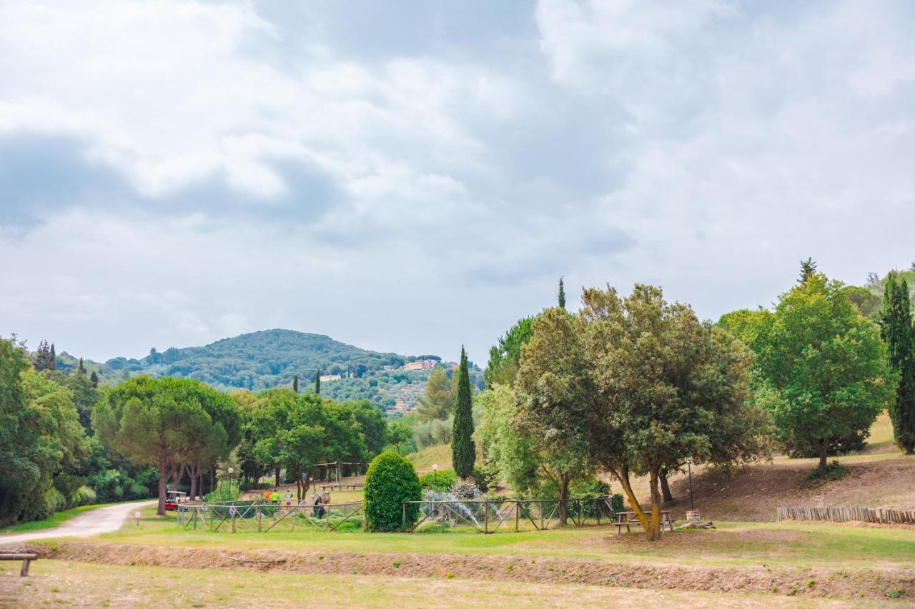 Le Pianacce Camping Village Castagneto Carducci Exterior foto